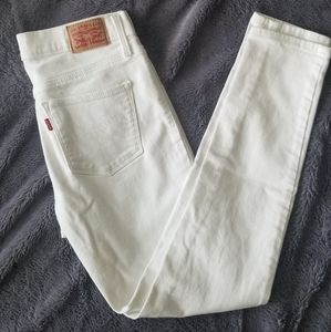 Levi's white slimming skinny jeans